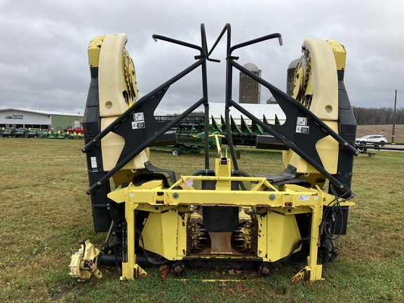 2010 John Deere 770 Header Forage