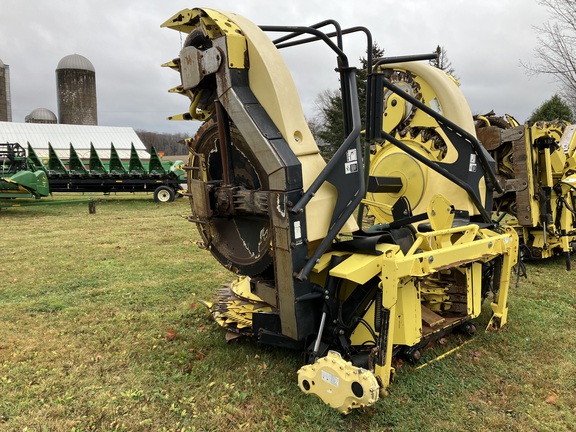 2010 John Deere 770 Header Forage