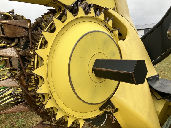 2010 John Deere 770 Header Forage