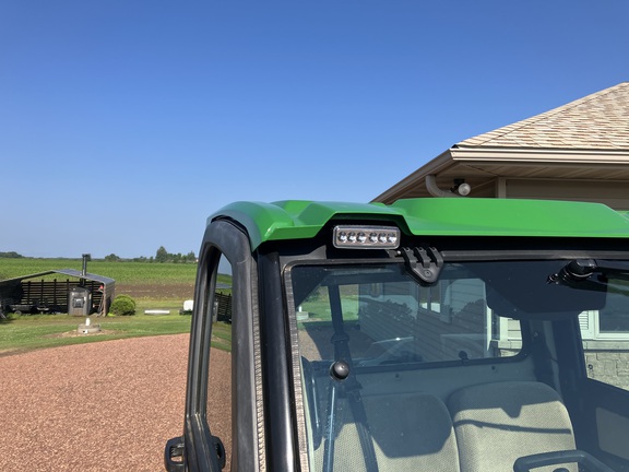 2019 John Deere XUV 835R ATV