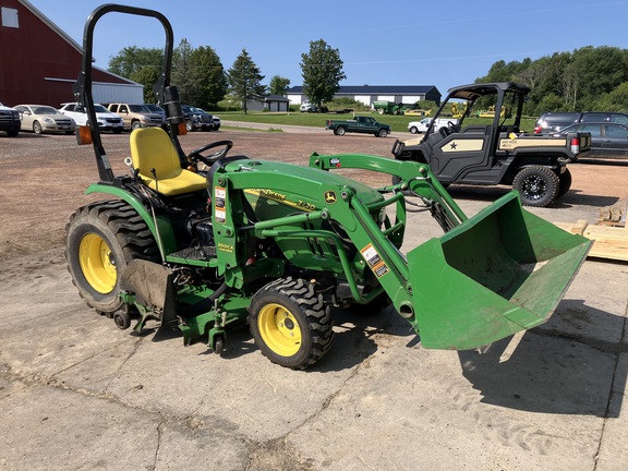 2012 John Deere 2720 Tractor Compact