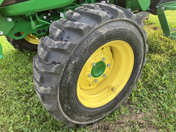 2023 John Deere 4052R Tractor Compact