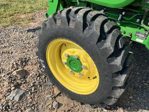 2023 John Deere 3046R Tractor Compact