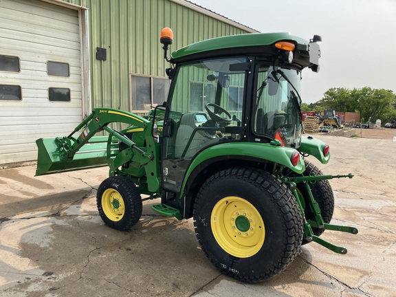 2023 John Deere 3046R Tractor Compact