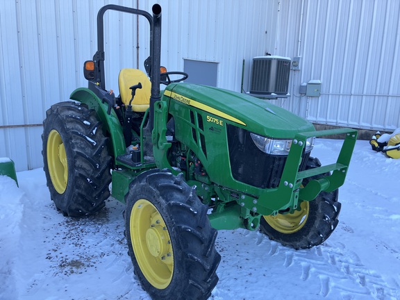 2023 John Deere 5075E Tractor