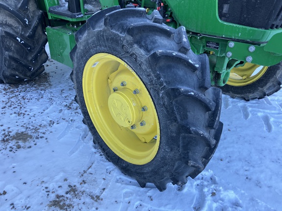 2023 John Deere 5075E Tractor