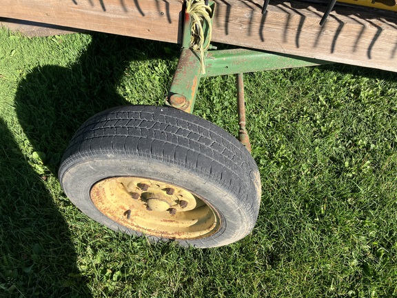 1996 John Deere 922 Header Combine