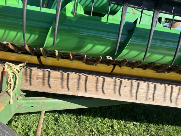 1996 John Deere 922 Header Combine