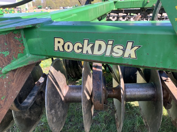 1998 John Deere 637 Disk