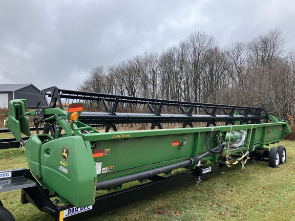 2010 John Deere 635F Header Combine