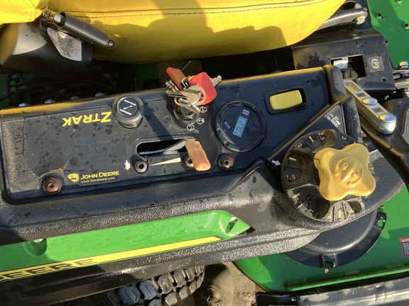 2021 John Deere Z915E Mower/Zero Turn