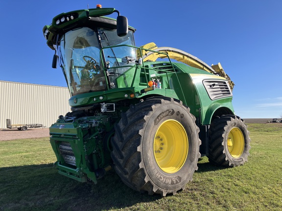 2023 John Deere 9700 Forage Harvester