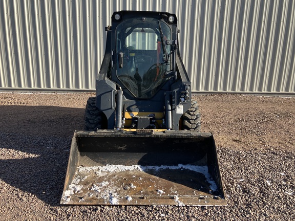 2022 John Deere 318G Skid Steer Loader