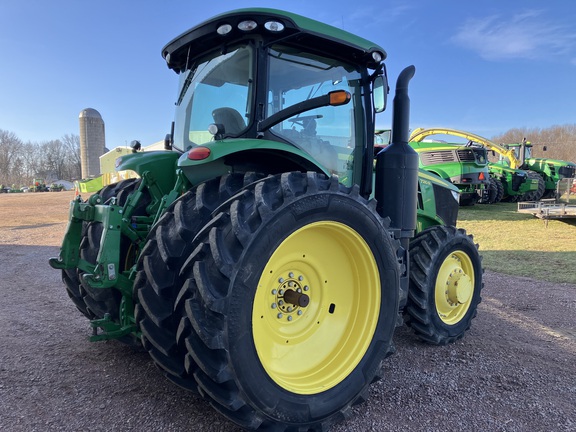 2014 John Deere 7210R Tractor