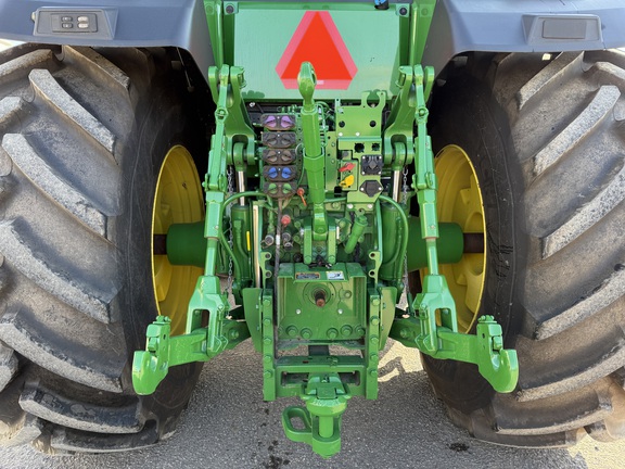 2023 John Deere 7R 350 Tractor
