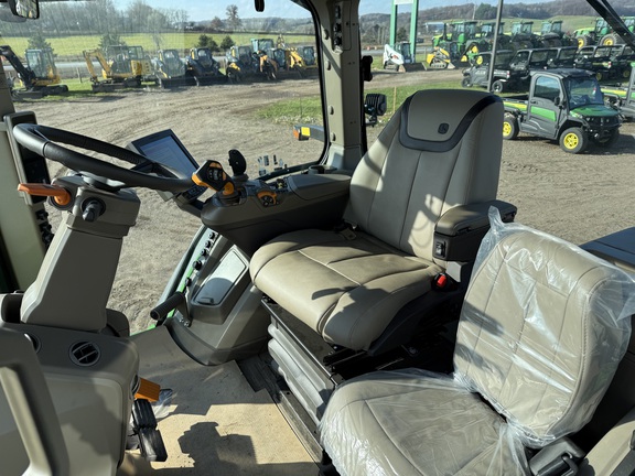 2023 John Deere 7R 350 Tractor