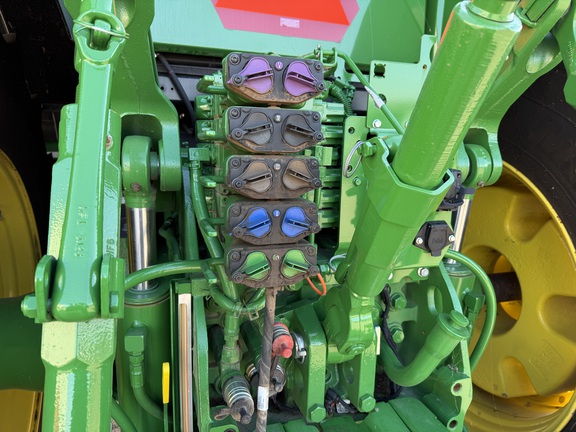 2023 John Deere 7R 350 Tractor