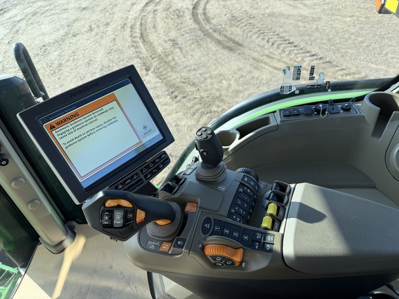 2023 John Deere 7R 350 Tractor