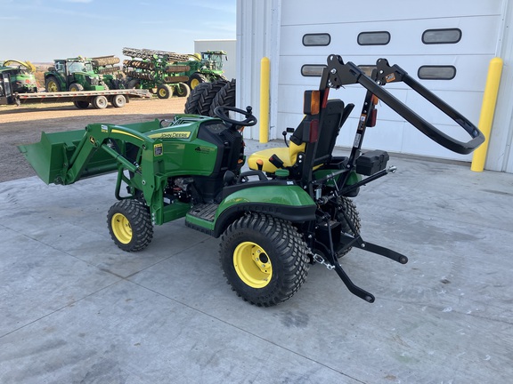 2020 John Deere 1025R Tractor Compact