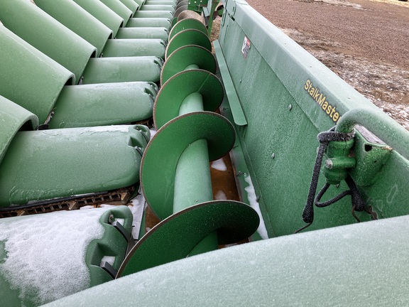 2013 John Deere 612C Header Corn Head