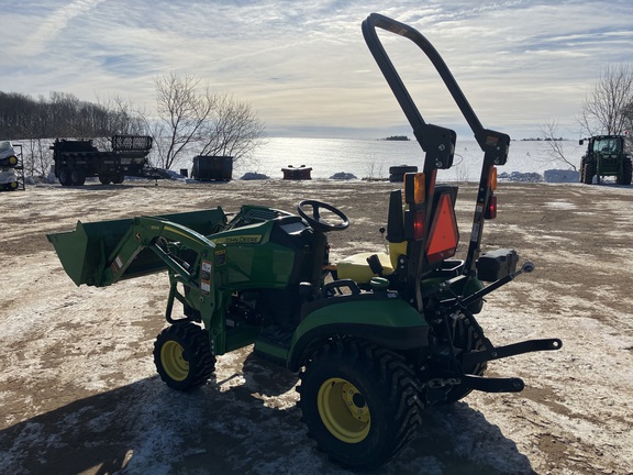 2020 John Deere 1025R Tractor Compact