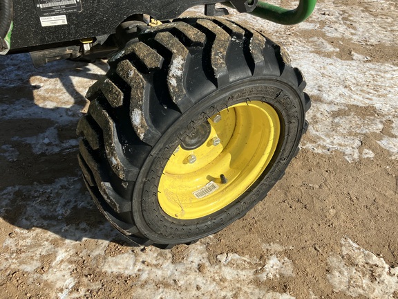 2020 John Deere 1025R Tractor Compact