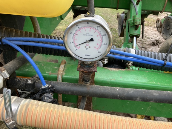 2005 John Deere 1780 Planter