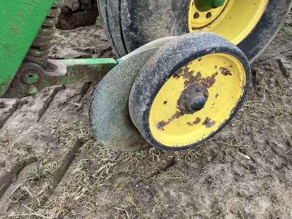 2005 John Deere 1780 Planter