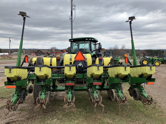 2005 John Deere 1780 Planter
