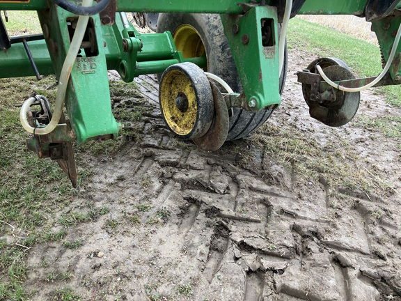 2005 John Deere 1780 Planter