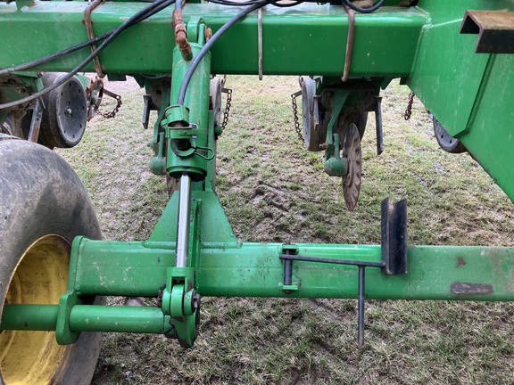 2005 John Deere 1780 Planter