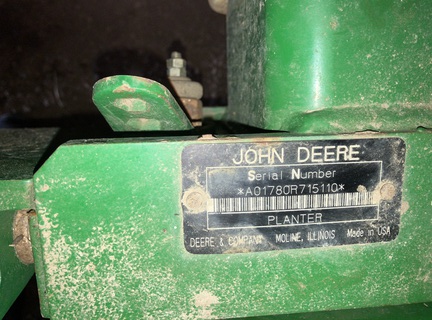 2005 John Deere 1780 Planter