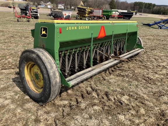 John Deere 8200 Drill