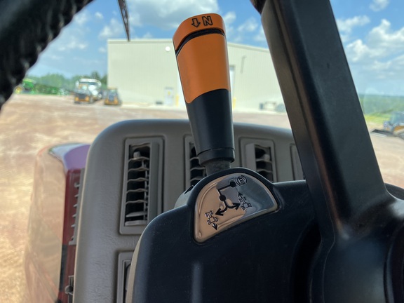 2019 Case IH Steiger 620 Quadtrac Tractor Rubber Track