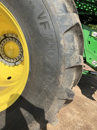 2023 John Deere X9 1100 Combine