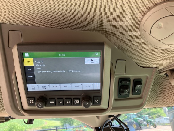 2023 John Deere X9 1100 Combine