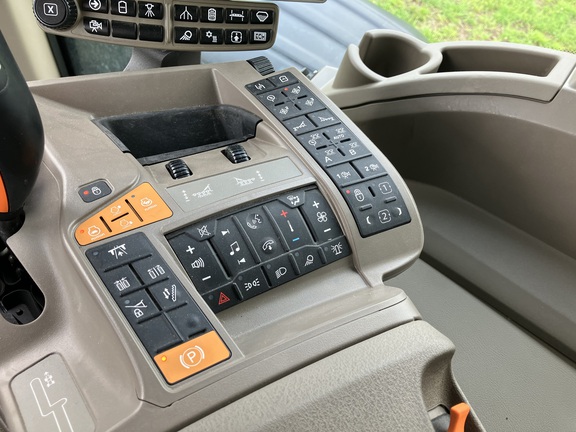 2023 John Deere 600R Misc