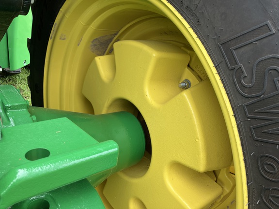 2023 John Deere 9R 640 Tractor 4WD