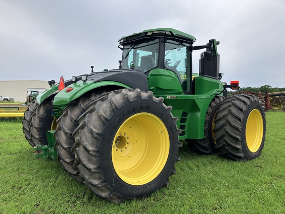 2023 John Deere 9R 640 Tractor 4WD