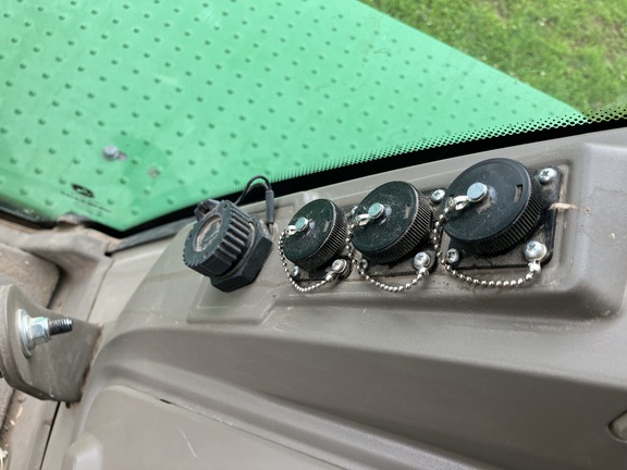 2023 John Deere 9R 640 Tractor 4WD