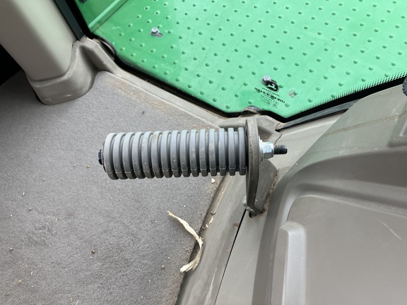 2023 John Deere 9R 640 Tractor 4WD