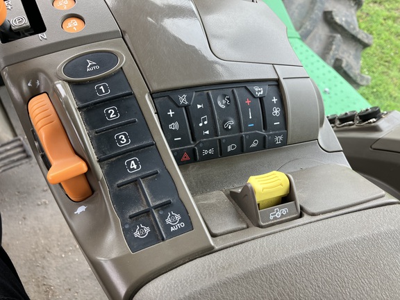 2023 John Deere 9R 640 Tractor 4WD