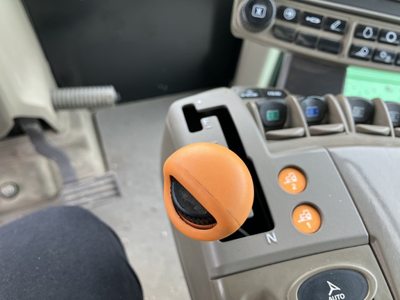 2023 John Deere 9R 640 Tractor 4WD