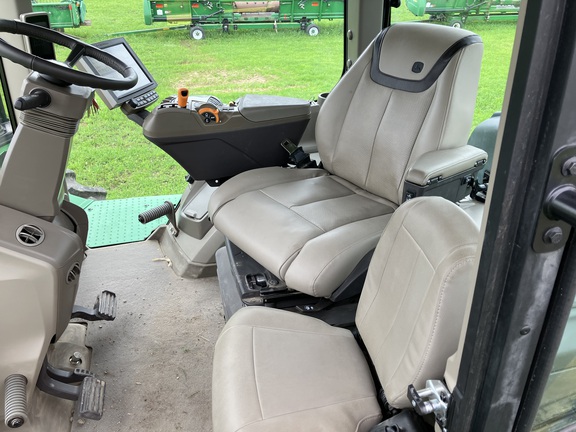 2023 John Deere 9R 640 Tractor 4WD