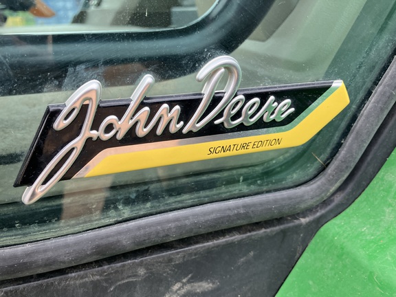 2023 John Deere 8R 410 Tractor
