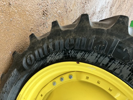 2023 John Deere 8R 410 Tractor