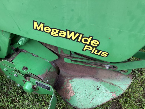 2007 John Deere 568 Baler/Round