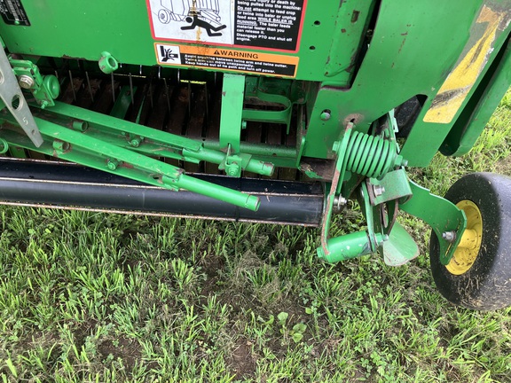 2007 John Deere 568 Baler/Round