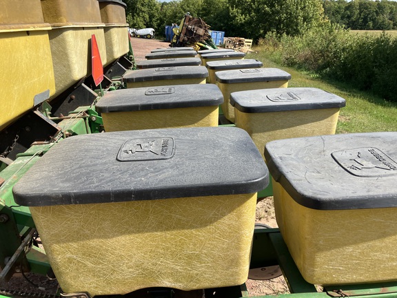 John Deere 7000 Planter