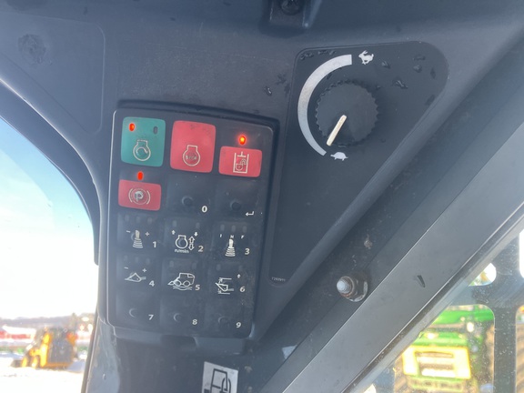 2021 John Deere 318G Skid Steer Loader